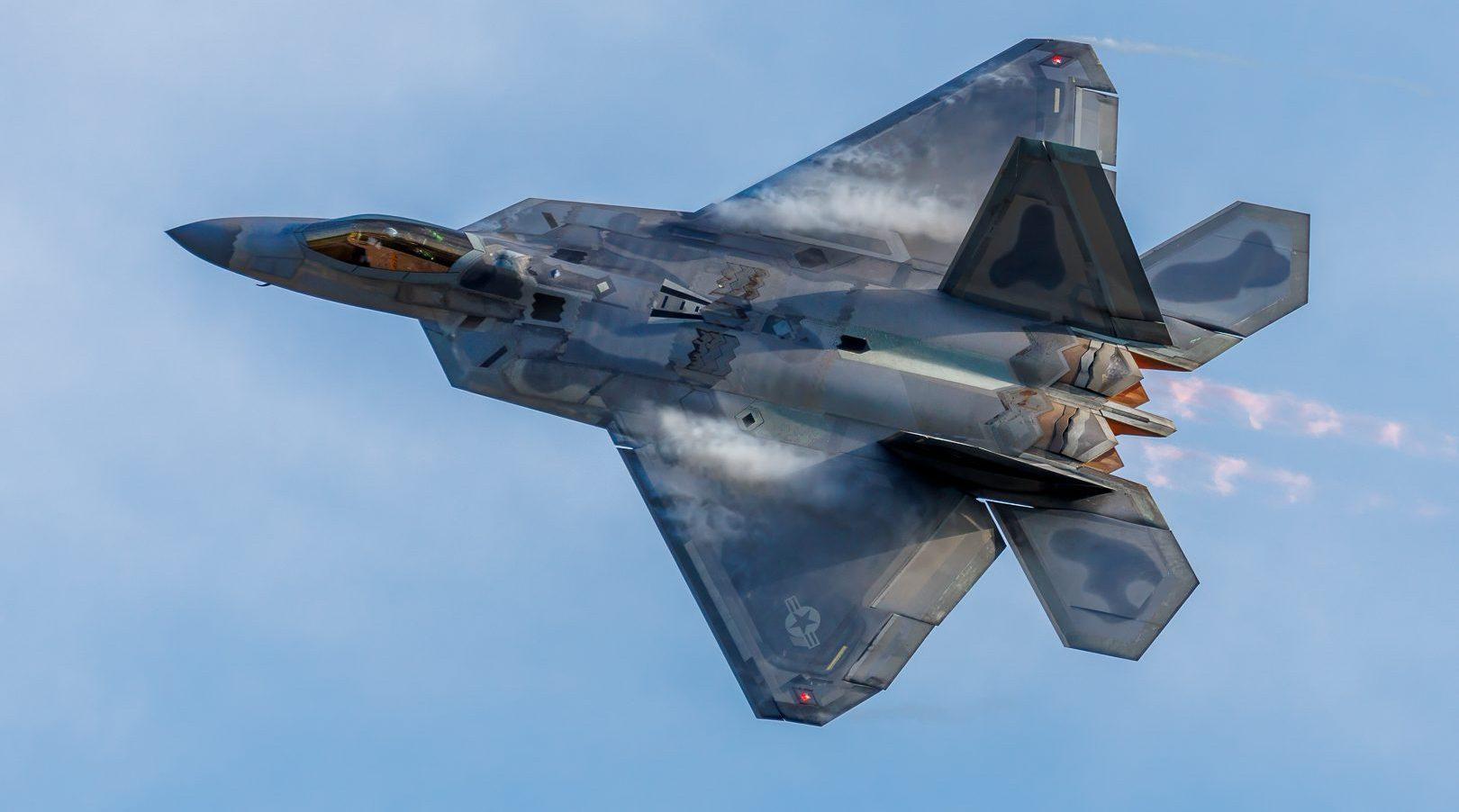 United States Air Force F22 Raptor Demonstration Team flying